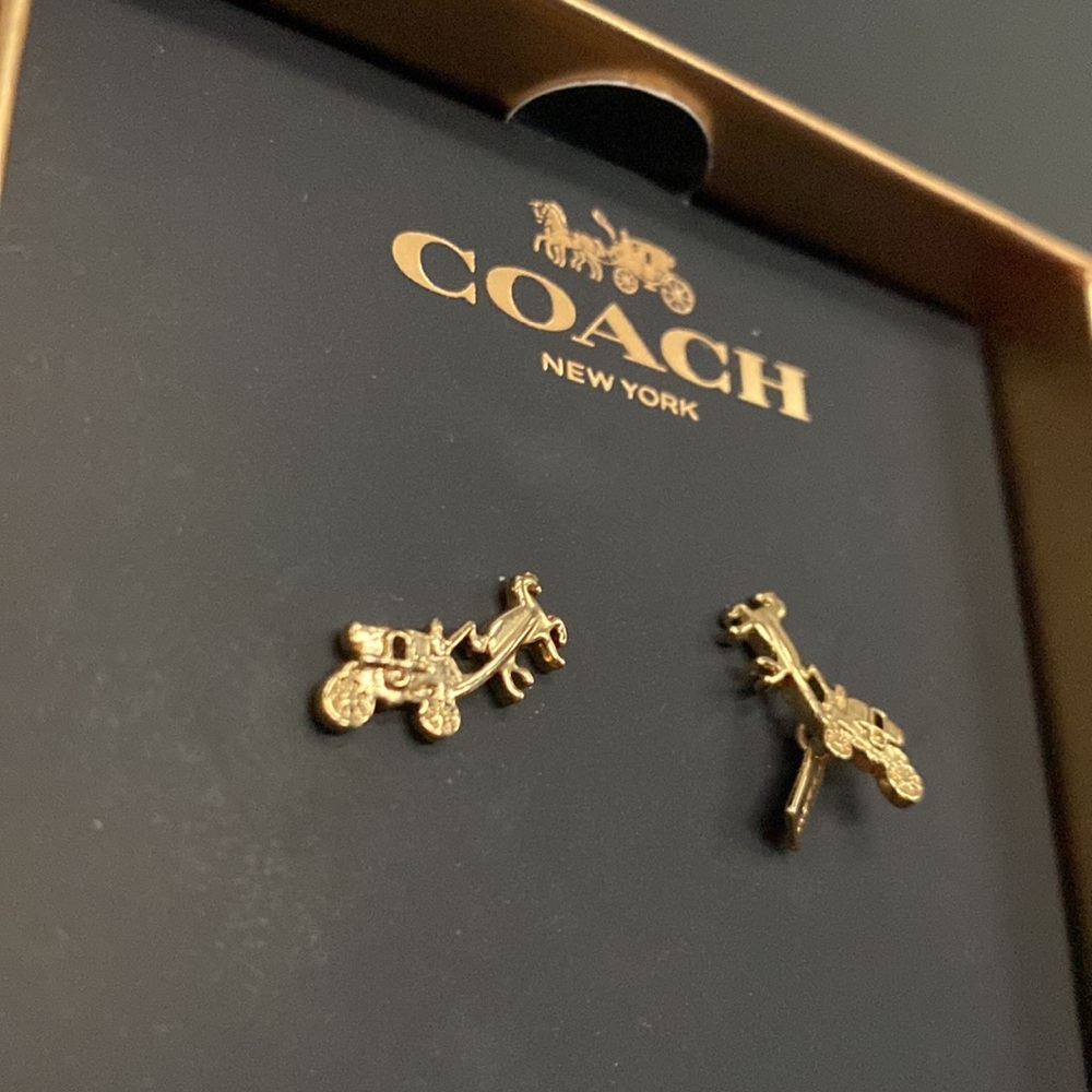 Coach Authentic Carriage Horse Gold Tone Pierced Stud Earrings F54895 - Picture 6 of 6